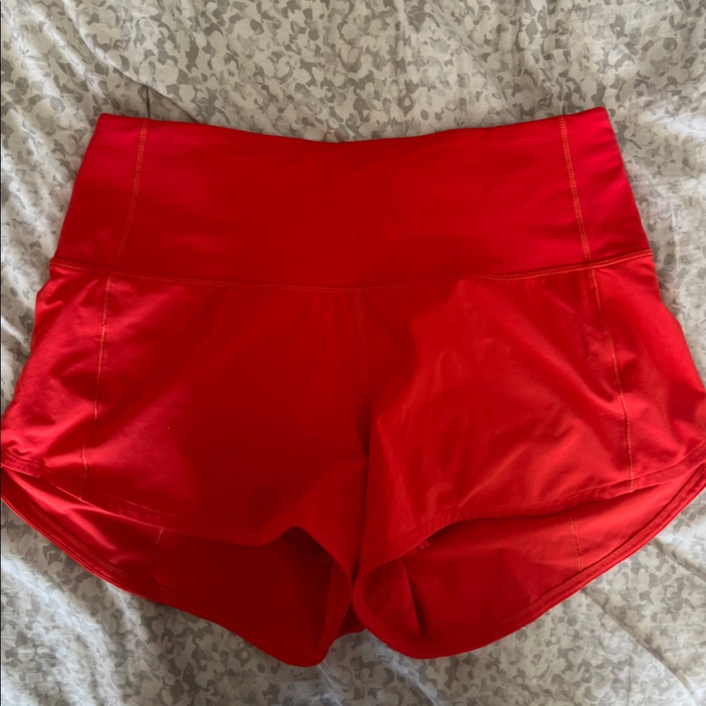 Lululemon High rise Speed Up shorts 2.5’ inseam